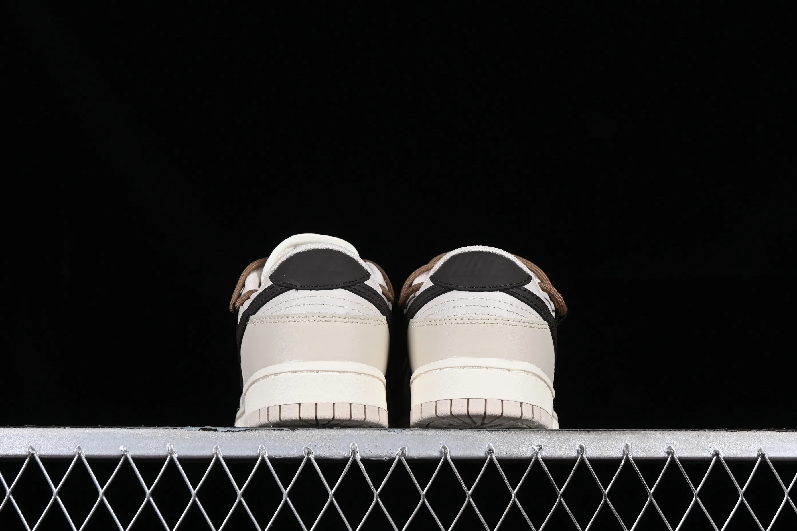All categories Nk SB Dunk series Nk SB Dunk Low low-top sneakers Nk Dunk Low North Sea beach free style SB strap low-top casual sneakers DX5930-001